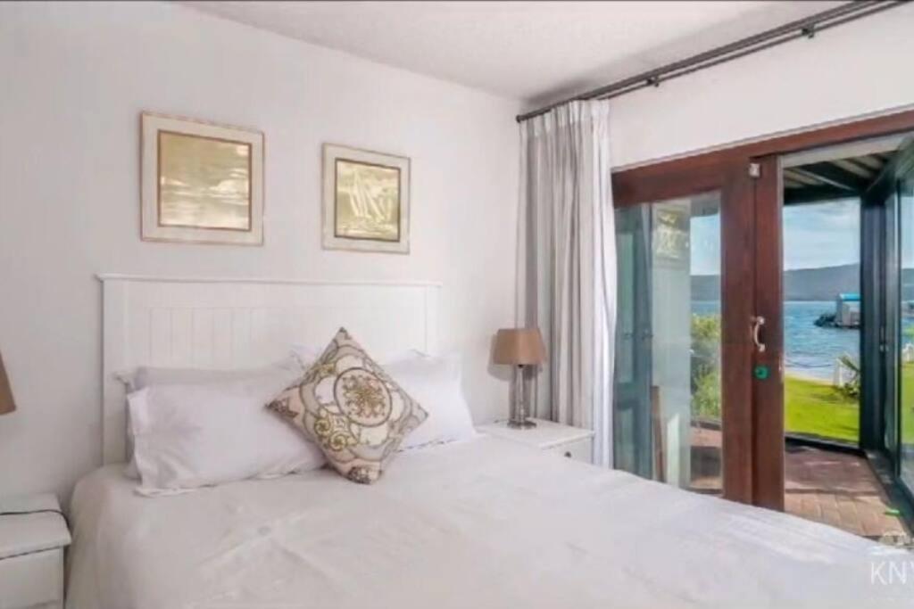 Waterfront Apartment Knysna Ngoại thất bức ảnh